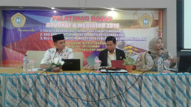 Dosen Muda Jurusan Syariah Memberikan Materi di Pelatihan Dasar â€œAdvokat Syariâ€™ahâ€ di Universitas Trunojoyo